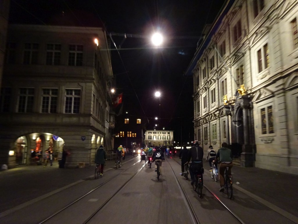 VELODEMO 22.9.15 - BÜRKLIPLATZ ZÜRICH | Kafitöff